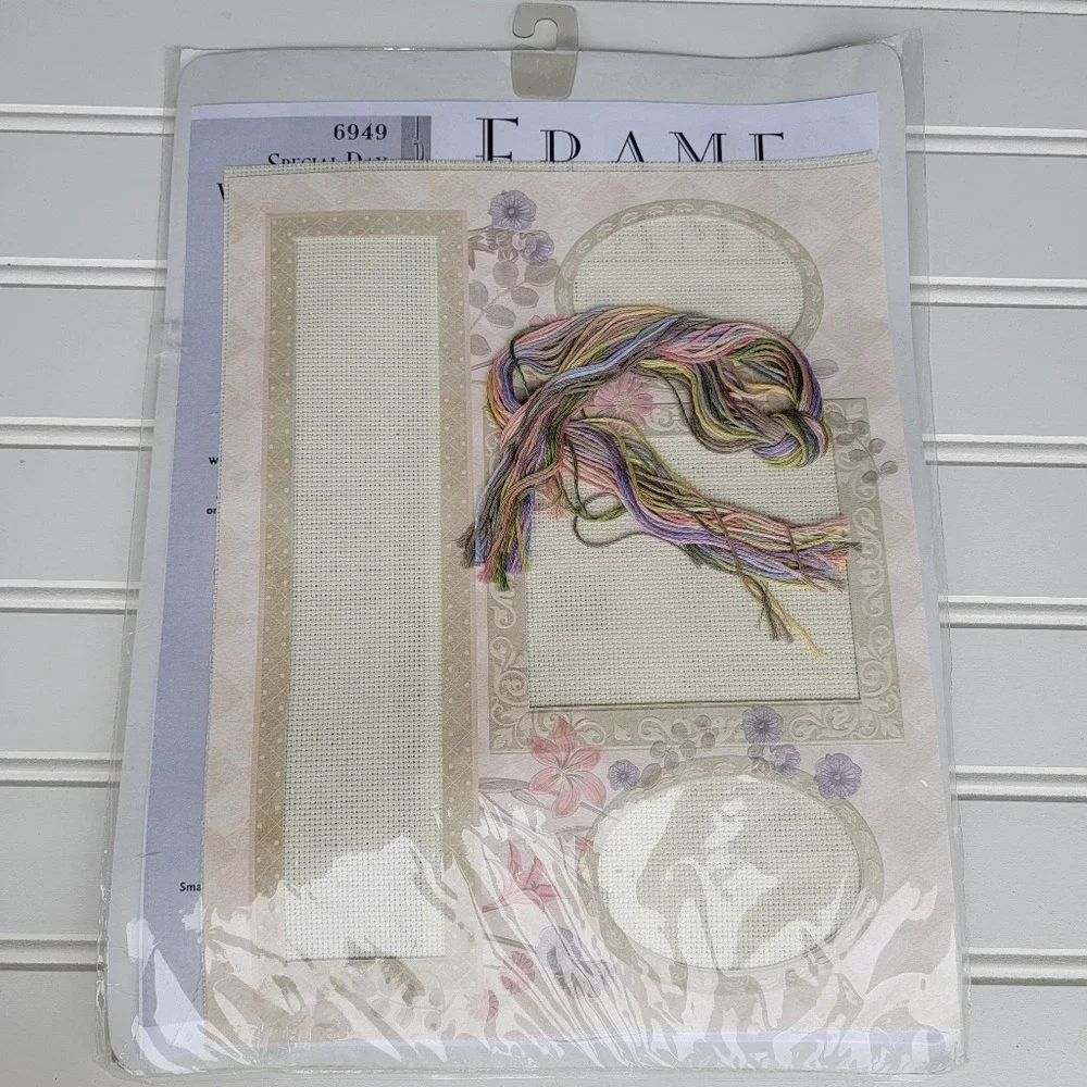 2003 Dimensions Wedding Record Finished Counted Cross Stitch Frame Kit 10To 8 in